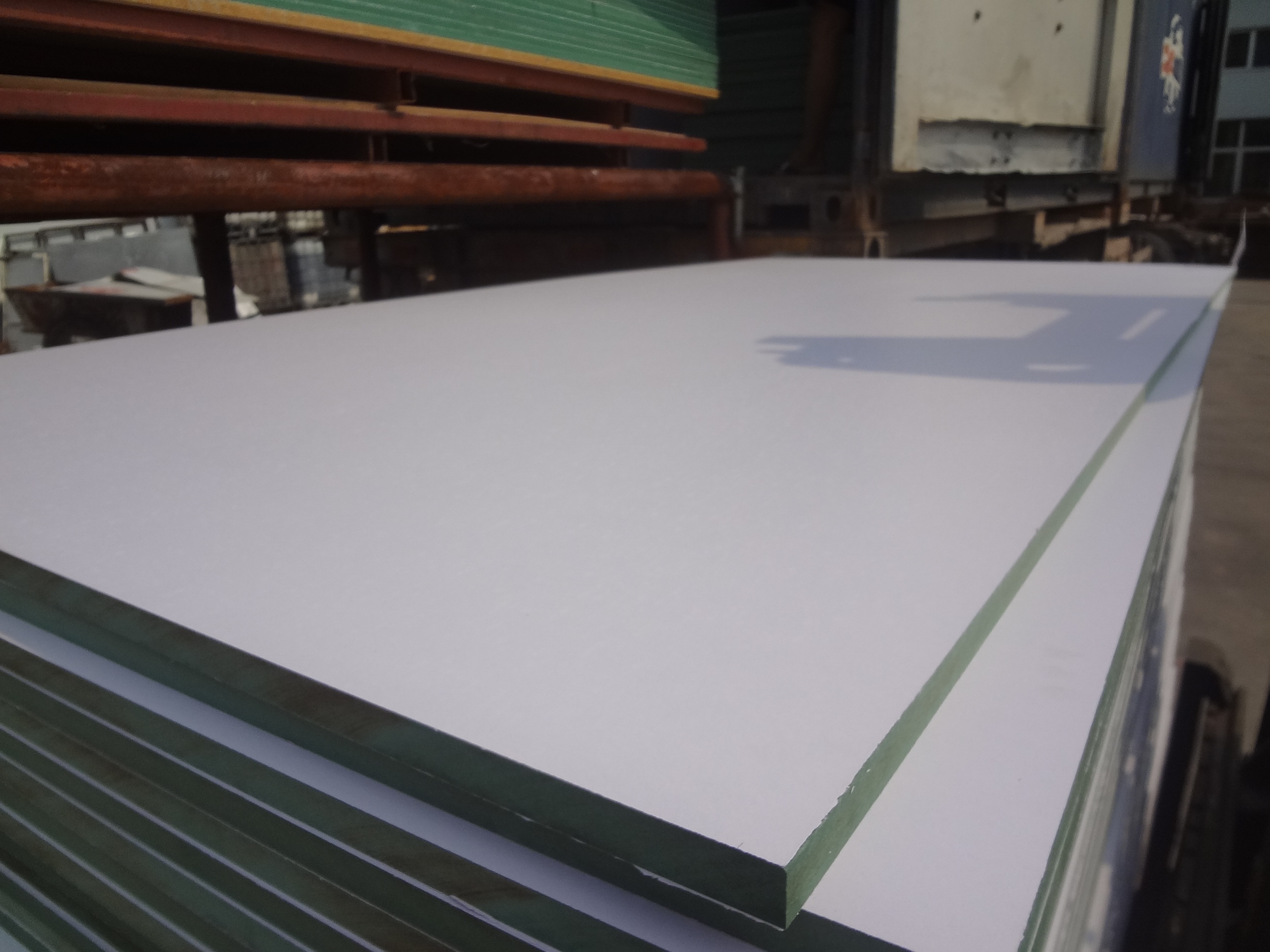 Waterproof Moisture Resistant Green Hmr Mdf Board