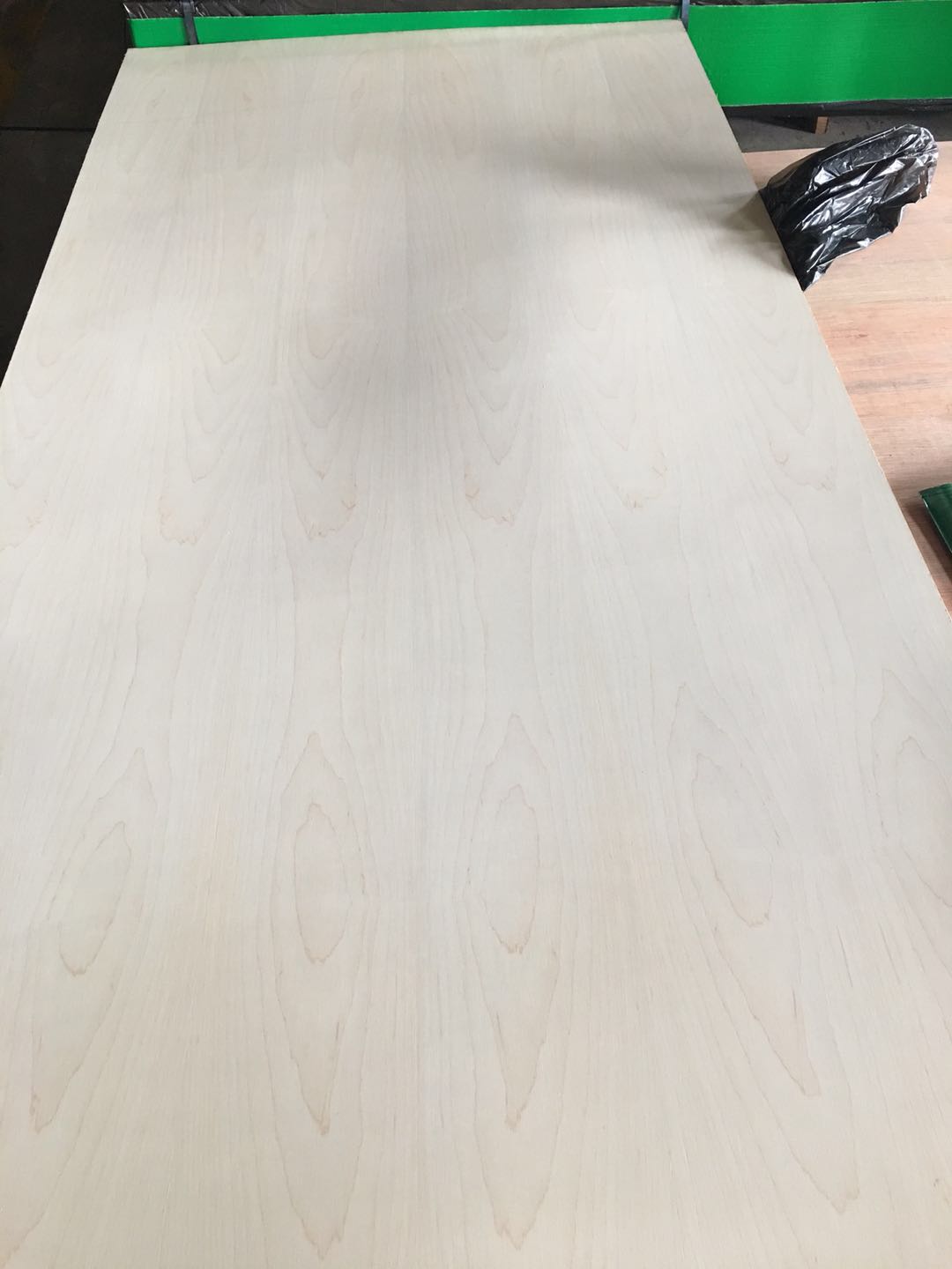 Natural Maple Veneer Faced Plywood