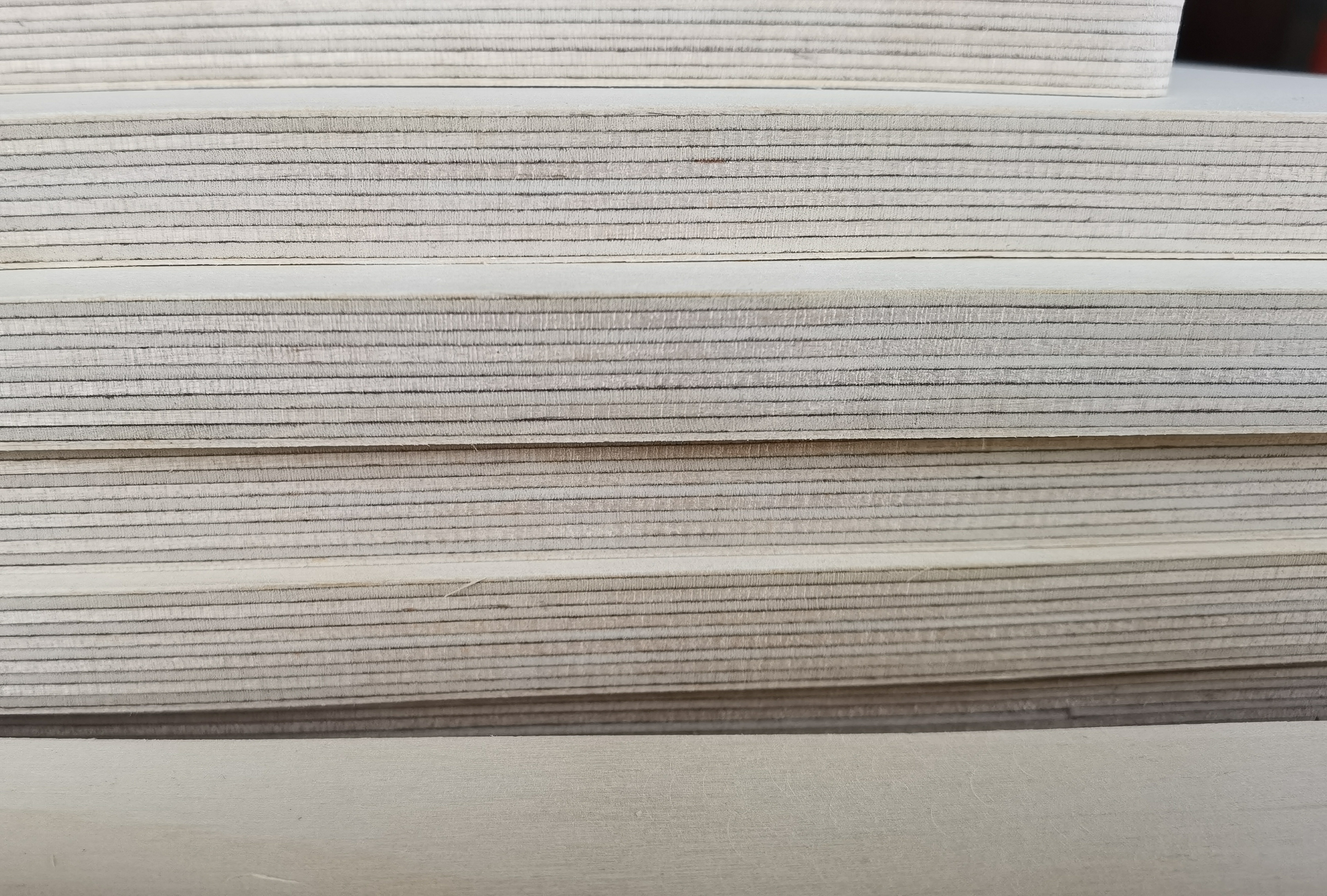 High Quality 12mm 15mm 18mm Cabinet Grade Waterproof Phenolic Glue 100% Full B/B Birch Plywood for Furniture