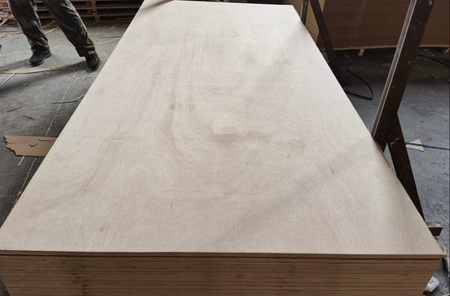 BS1088 Lloyds Approved Okoume Waterproof Marine Plywood With Phenolic Glue