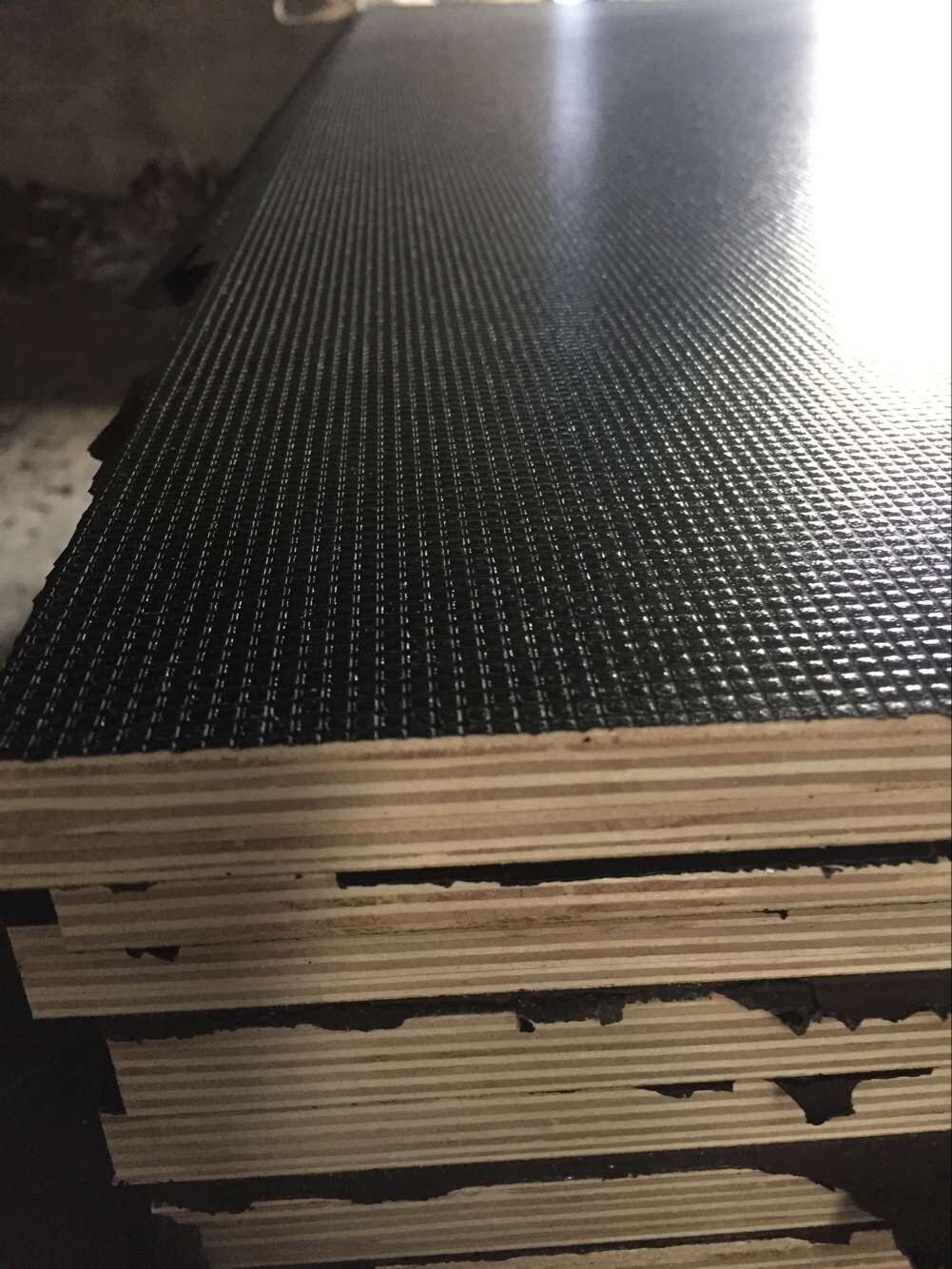 Anti-Slip Brown Film Face Plywood for Concrete Formwork